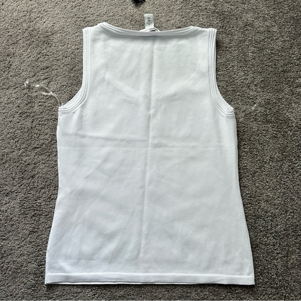 White House Black Market Ouet Sleeveless Top - Picture 3 of 3